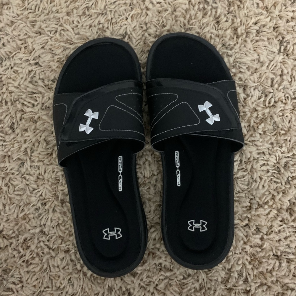 Under armor 4-D foam slides
